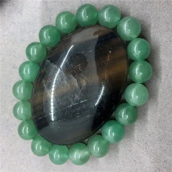 Green Aventurine Natural Stone 8mm Beads Stretchable Bracelet Beaded - Picture 2 of 3